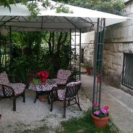 شقة Modern In The Heart Of With Private Garden سبليت
