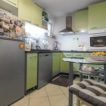 Modern In The Heart Of With Private Garden سبليت