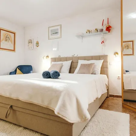 Modern In The Heart Of With Private Garden *